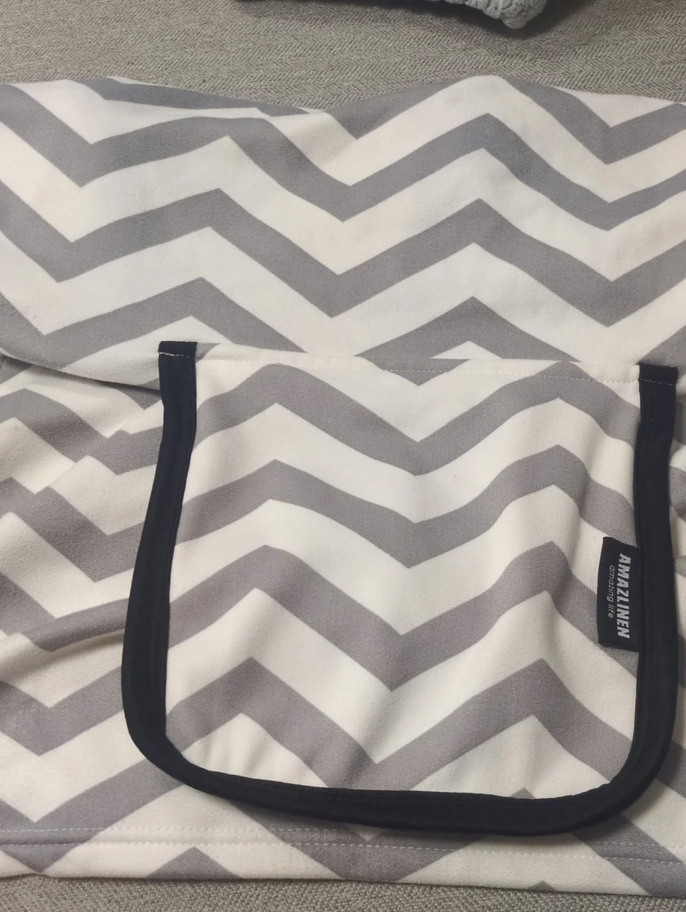 Chevron Grey Amazlinen Car seat Cover
